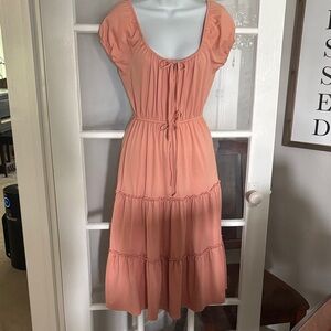 Chic Coral Tiered Midi Dress